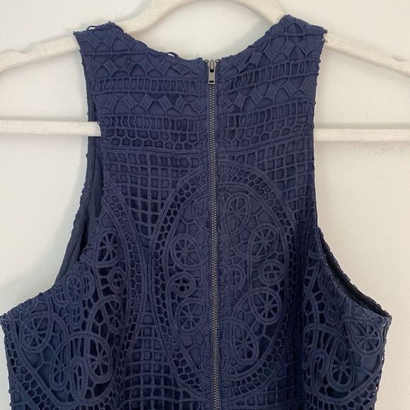 Lovers + Friends Navy Caspian Shift Dress Size Small - Picture 6 of 8